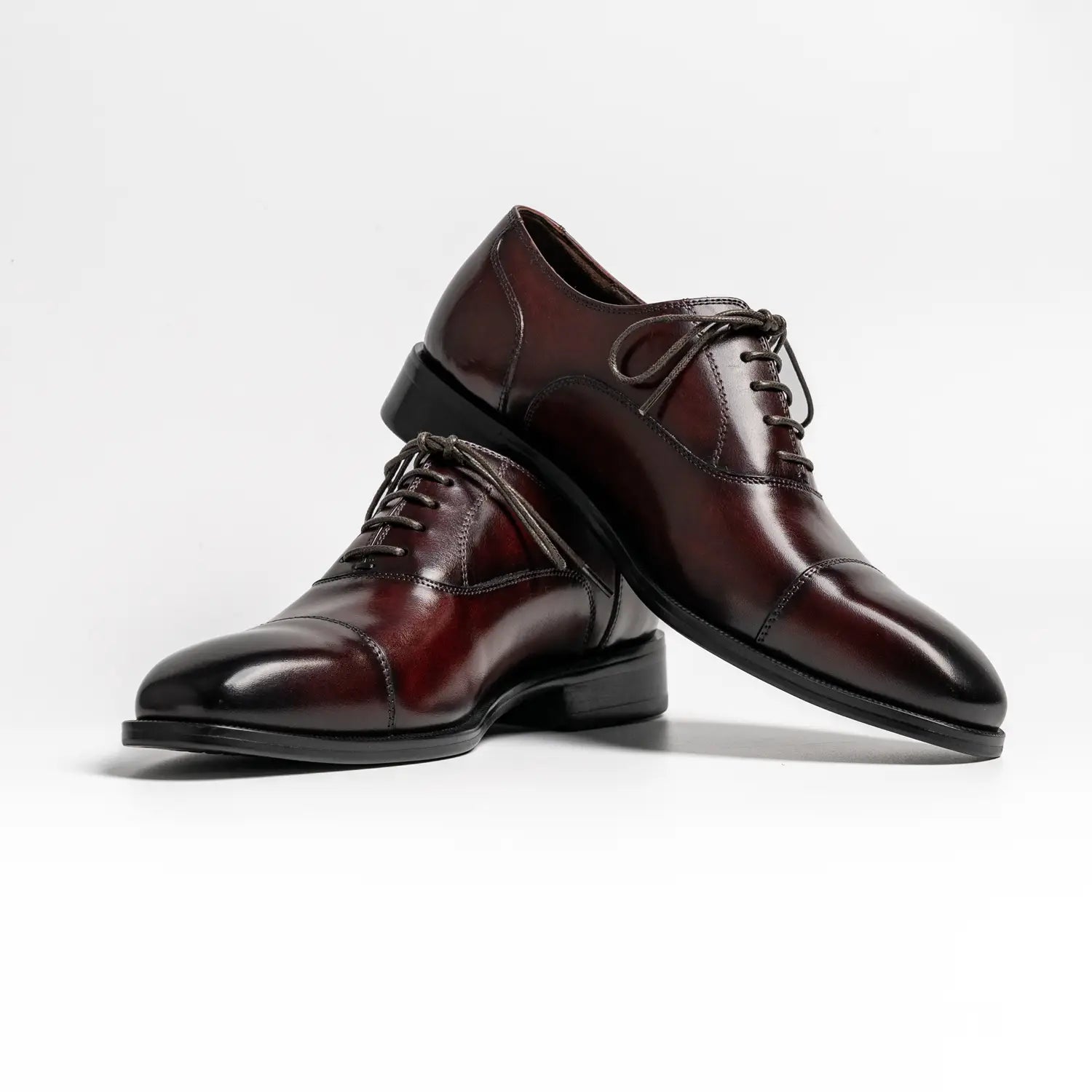 Captoe oxford in brown red, george in brown red