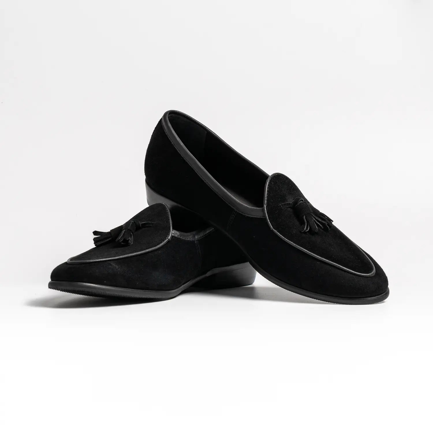 Short Tongue Belgium Tassel Loafer, Neil in Black