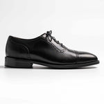 Quarter brogue captoe oxford in black, Anson in black