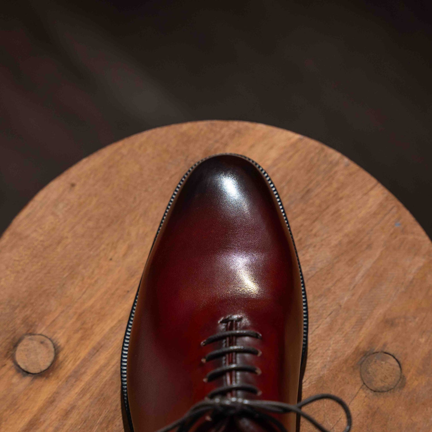 Wholecut Oxford Shoes, Collyer, in Brown Red