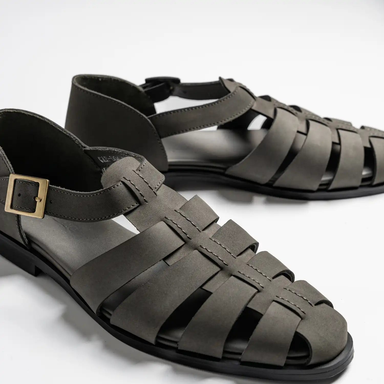 Sartorial sandals in ash grey, gardens in ash grey