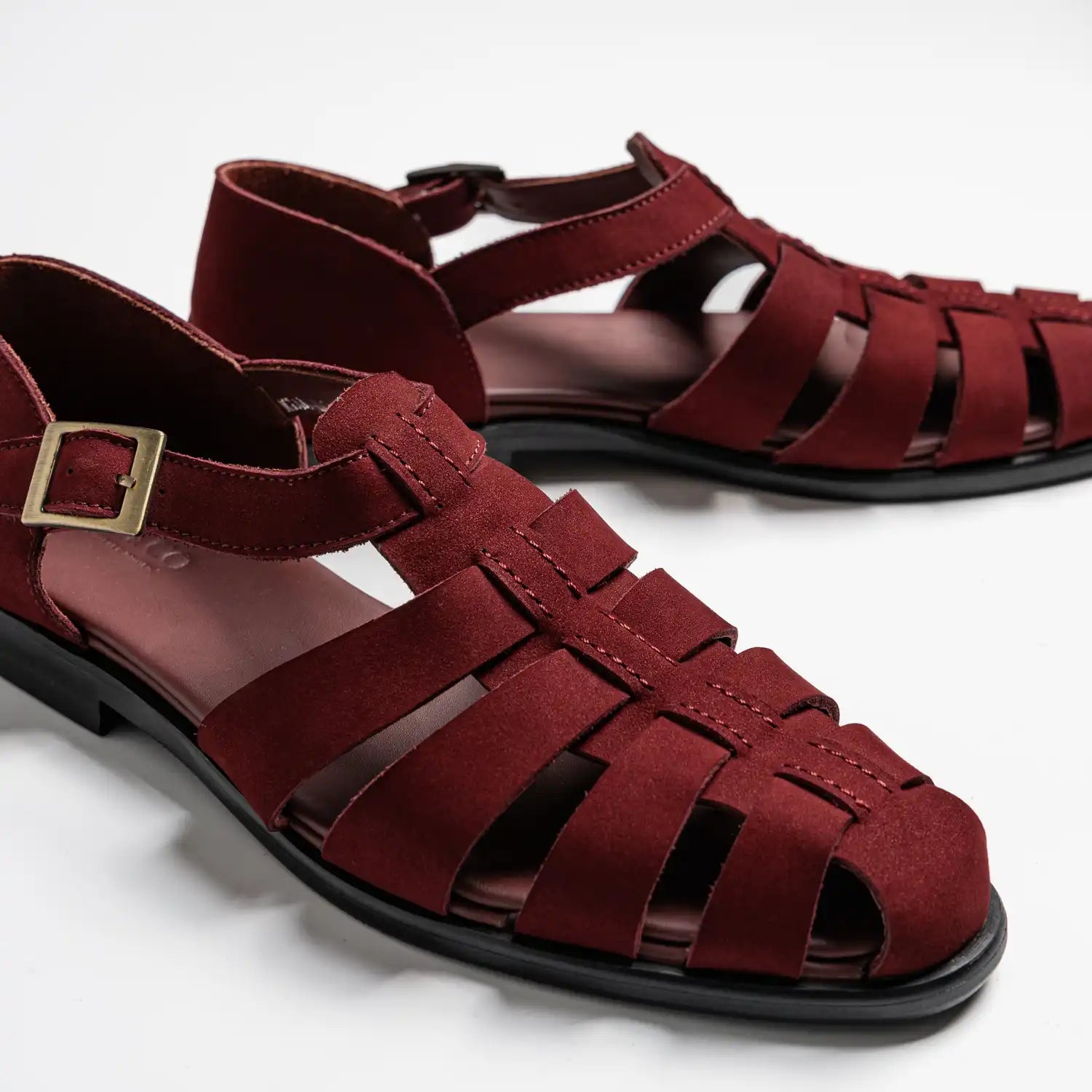 Sartorial sandals in burgundy, gardens in burgundy