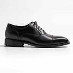 Captoe oxford in black, george in black