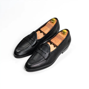 Tras in Pebble Black