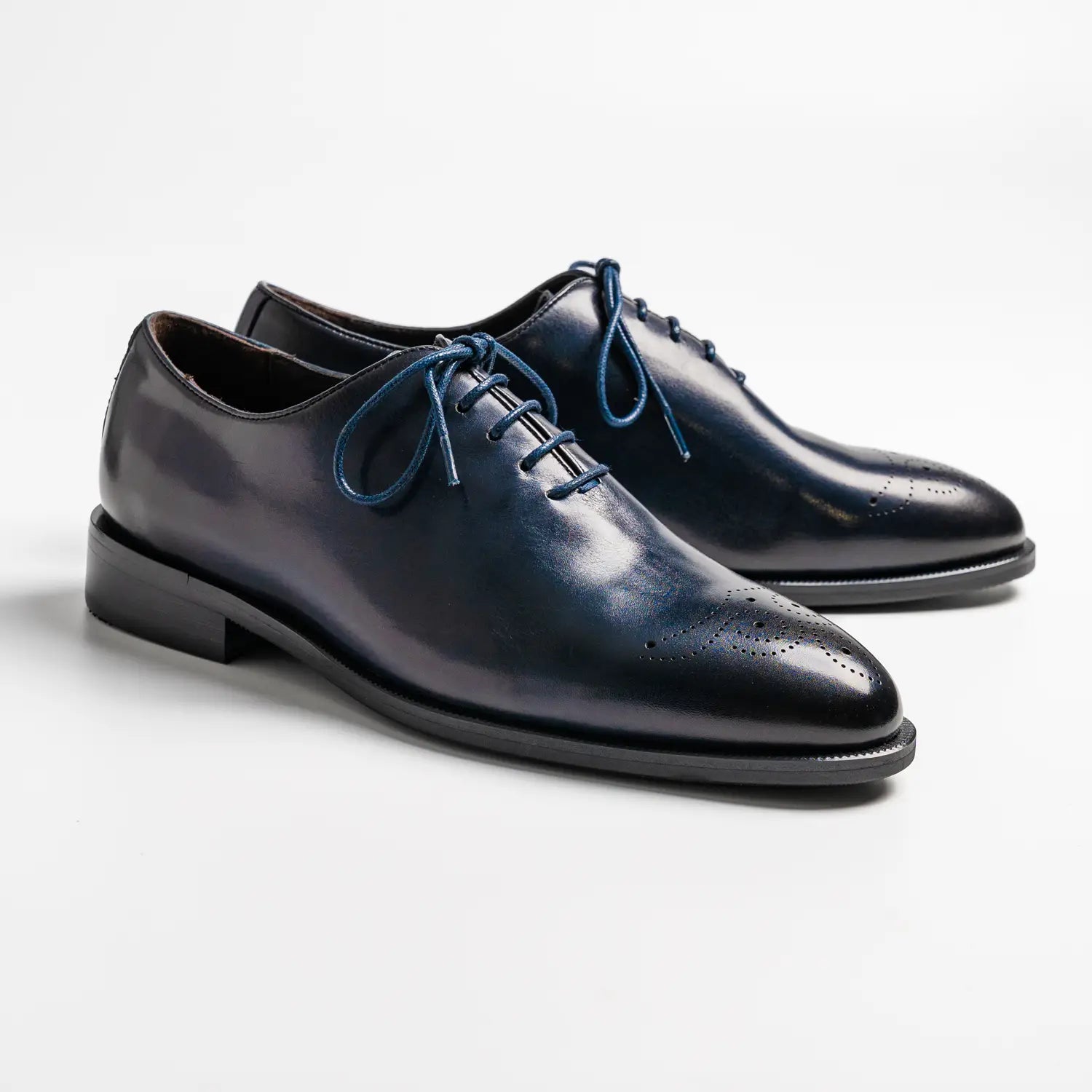 Wholecut medallion oxford in midnight, shenton in midnight