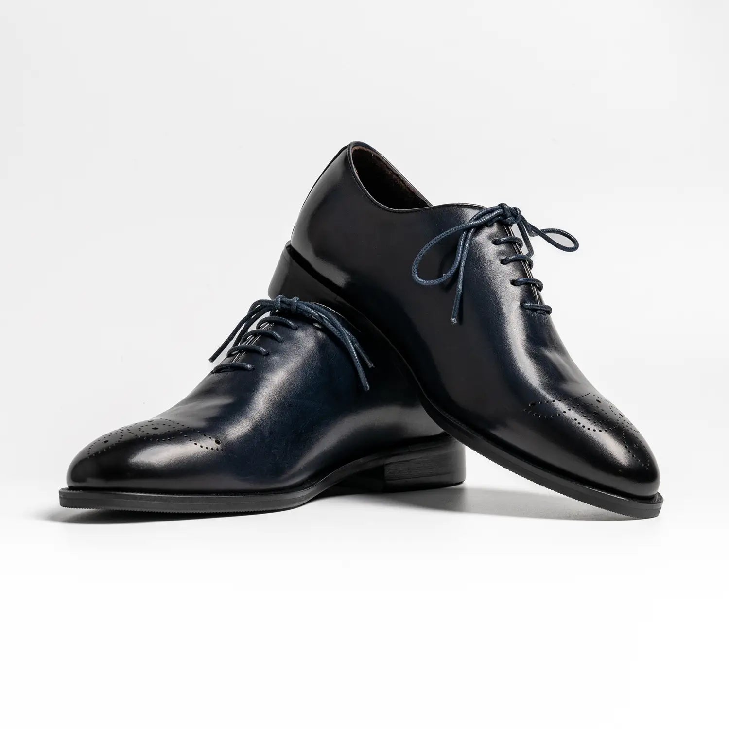 Wholecut medallion oxford in midnight, shenton in midnight